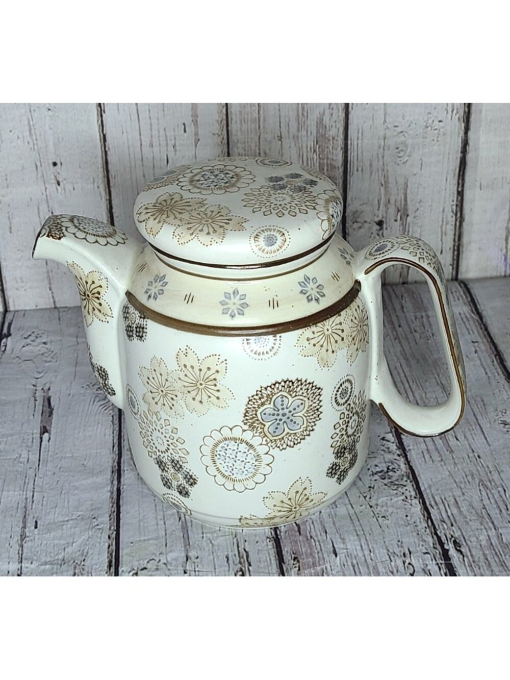 7" World Market Ceramic Floral Driftwood Tea Pot w/ Lid Floral Beige Asian